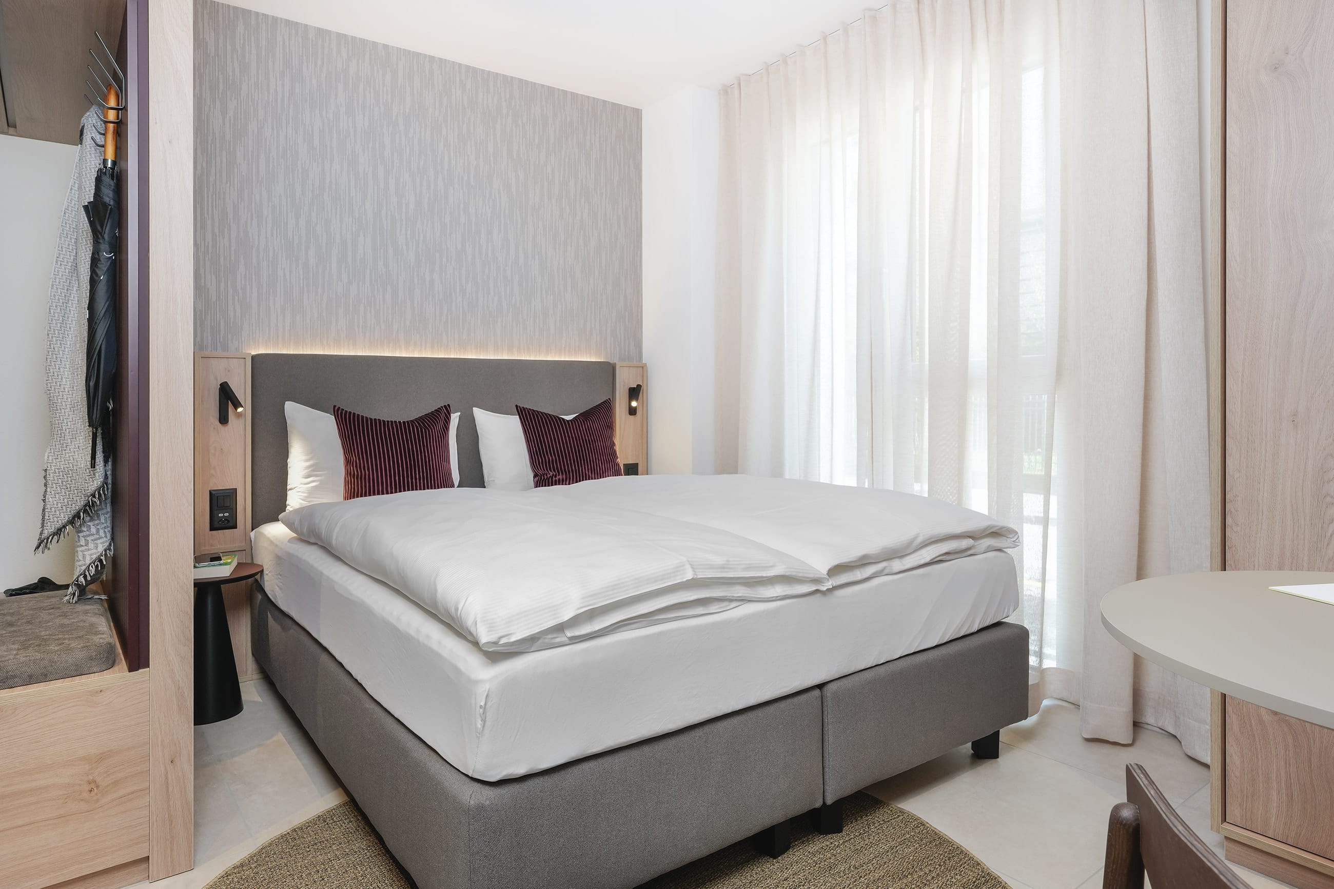 studio_apartment_groundfloor_zeughausstrasse_bedroom