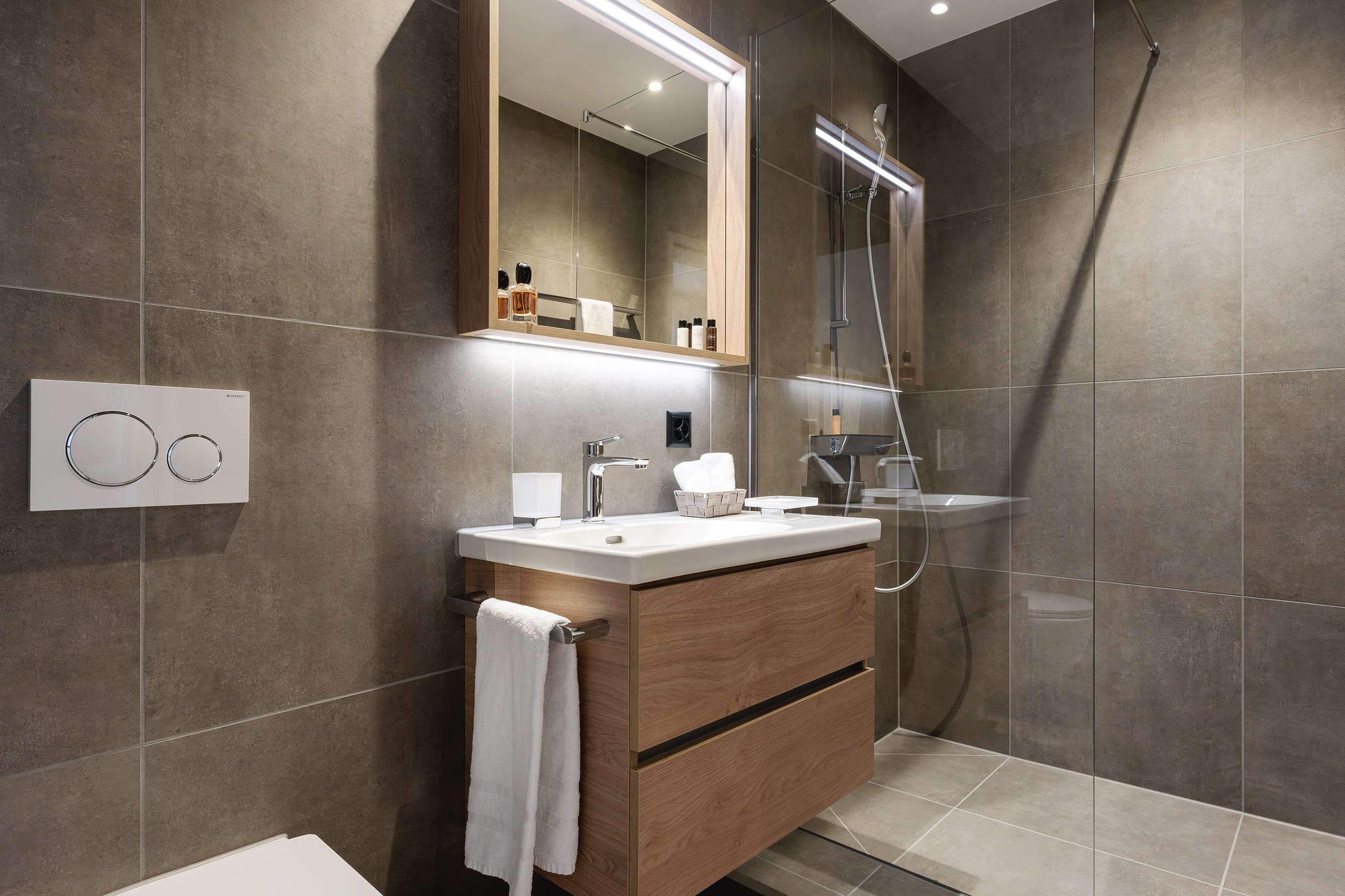 studio_apartment_suite_citystay_zeughausstrasse_bath