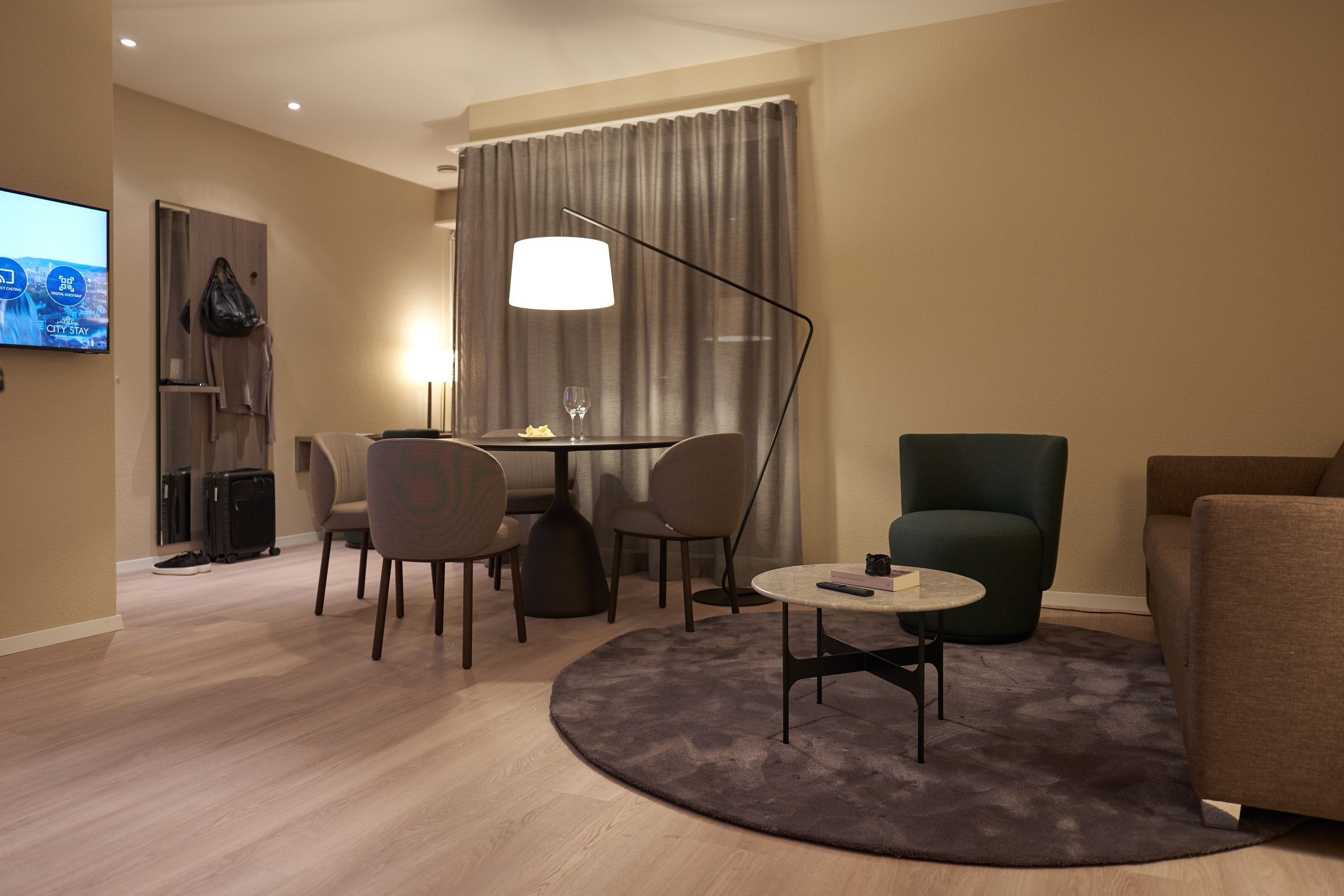1_bedroom_apartment_suite_living_zurich_citystay
